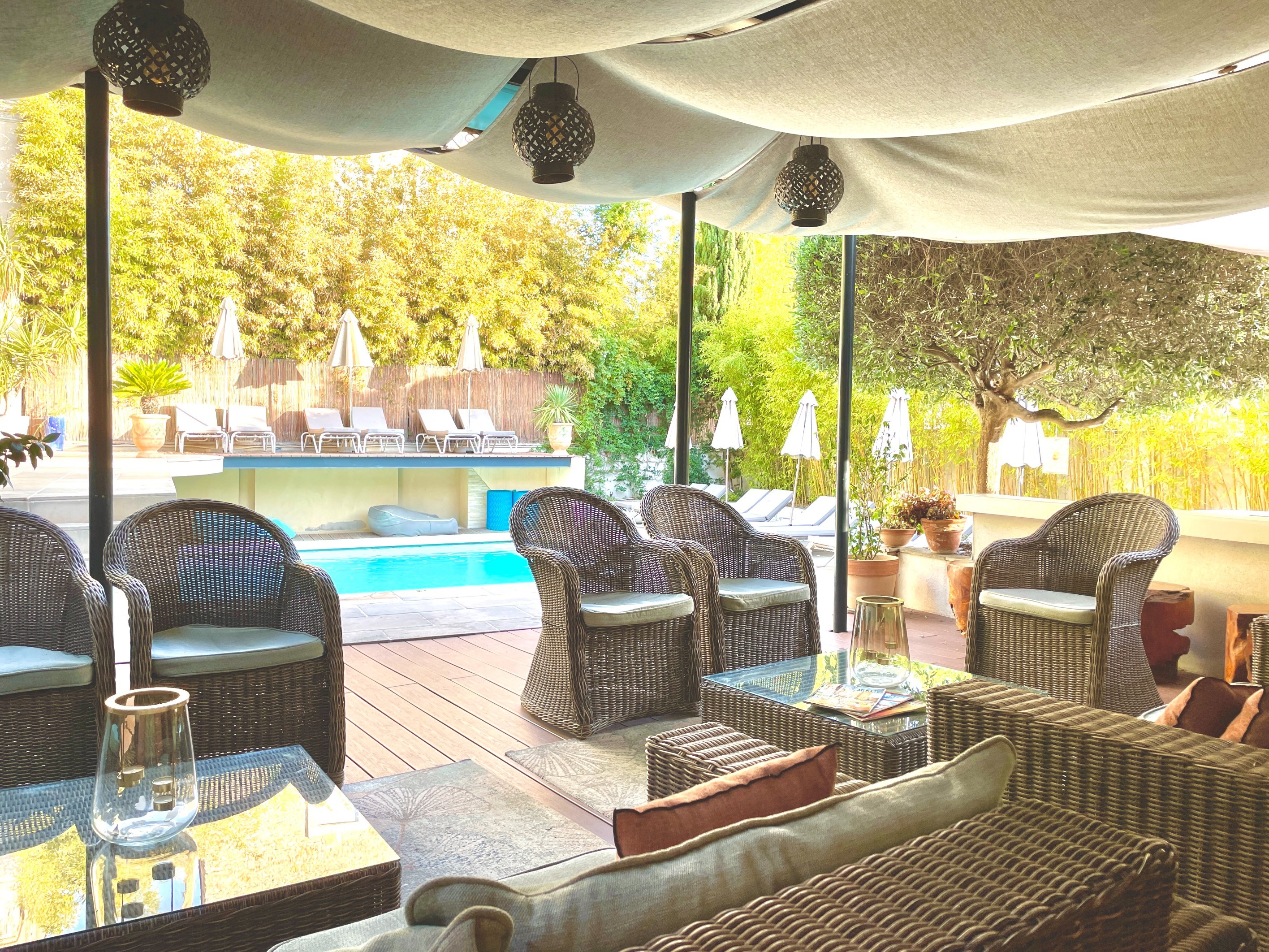  Elegant 18th-Century Maison de Maître  Thriving Boutique Hospitality Estate in… - 物件實景
