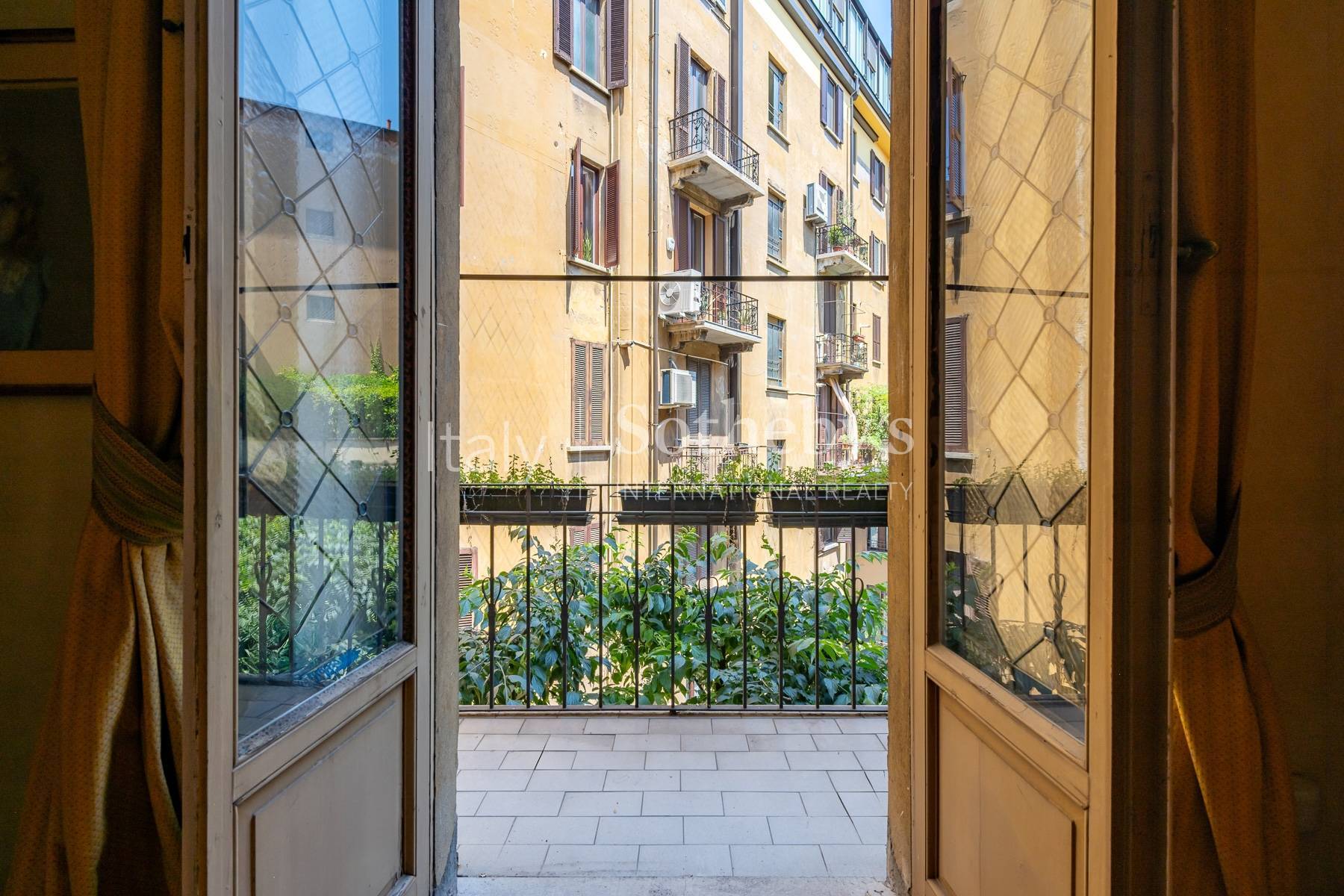  Appartement de charme dans un magnifique immeuble Art nouveau - 物件實景
