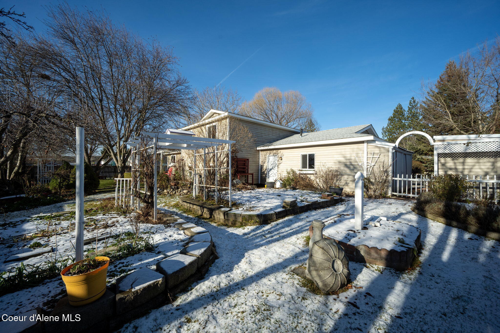 Rathdrum, Idaho, 83858, United States, 4 Bedrooms Bedrooms, ,3 BathroomsBathrooms,Residential,For Sale,2011357