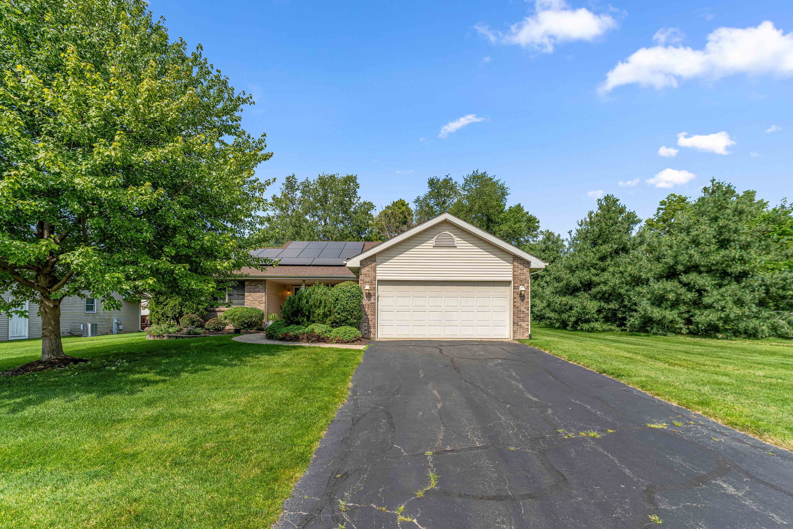 Adler Ln, Rockford, IL 61114 #1