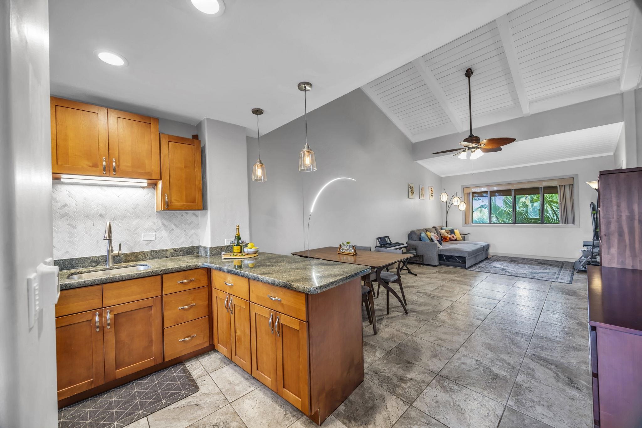 Lahaina, Hawaii, 96761, United States, 1 Bedroom Bedrooms, ,2 BathroomsBathrooms,Residential,For Sale,1821308