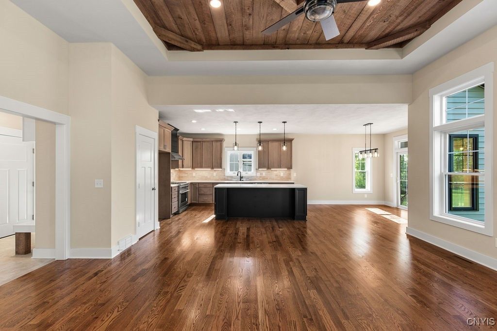 Baldwinsville, New York, 13027, United States, 3 Bedrooms Bedrooms, ,3 BathroomsBathrooms,Residential,For Sale,1919529