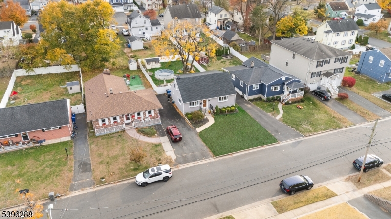 Dunellen Boro, New Jersey, 08812, United States, 5 Bedrooms Bedrooms, ,2 BathroomsBathrooms,Residential,For Sale,1989398