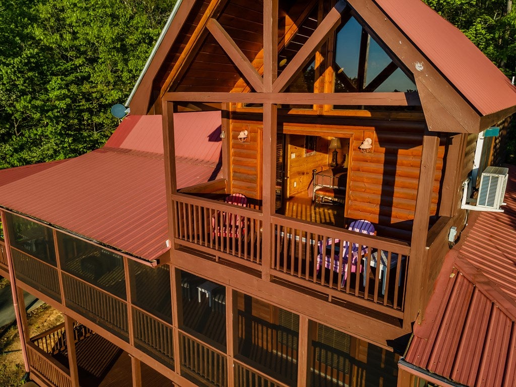 Mineral Bluff, Georgia, 30559, United States, 3 Bedrooms Bedrooms, ,3 BathroomsBathrooms,Residential,For Sale,1986292