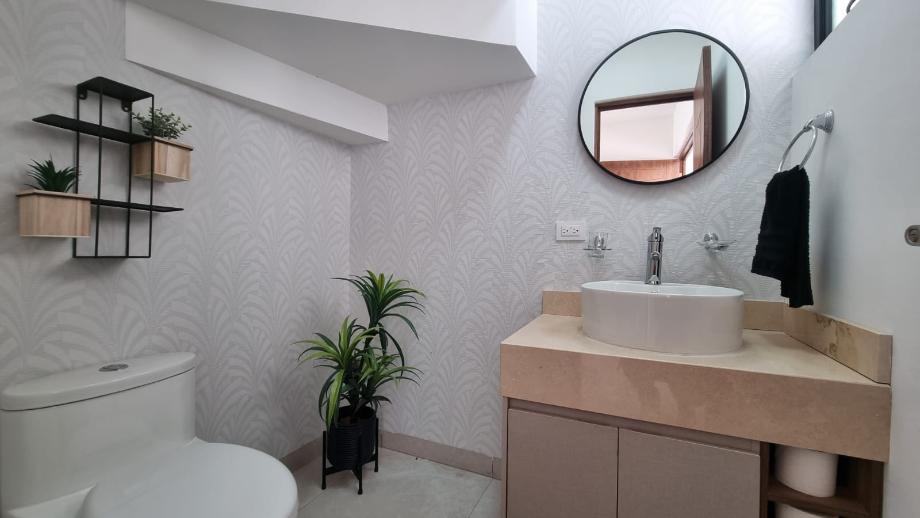 PALMARES (CERRADA LEONES II), Torreón, Coahuila de Zaragoza, 27023, Mexico, 3 Bedrooms Bedrooms, ,2 BathroomsBathrooms,Residential,For Sale,PALMARES (CERRADA LEONES II),1251088