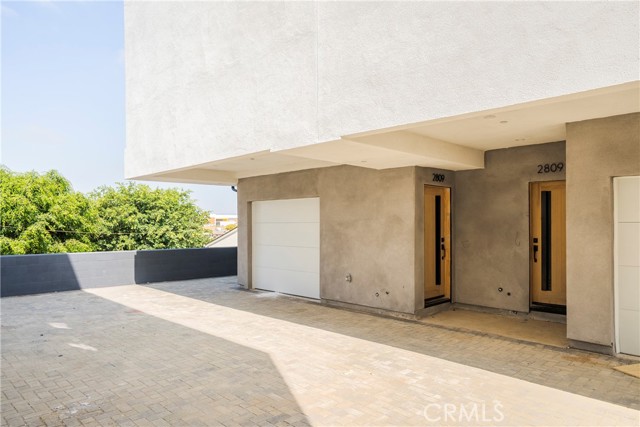 Los Angeles, California, 90023, United States, 22 Bedrooms Bedrooms, ,Residential,For Sale,1763548