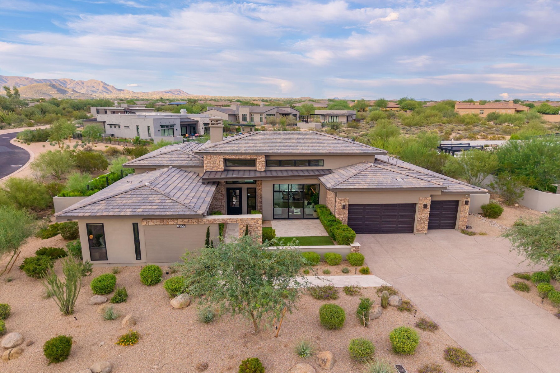  8366 E Old Paint Trail¦Scottsdale, AZ - 物件實景