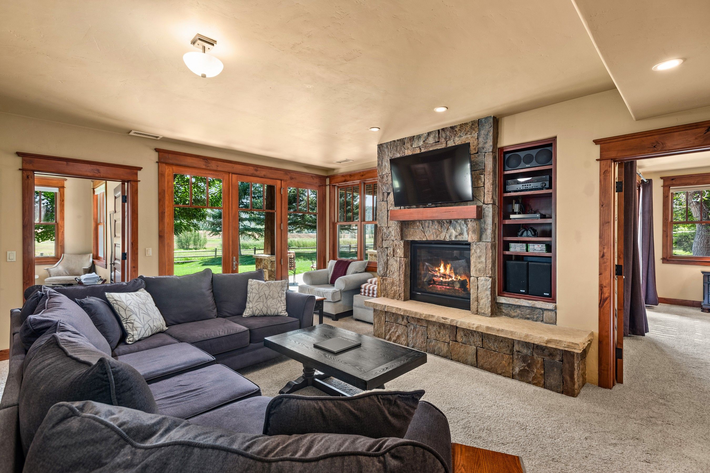  Privacy, Space and Mountain Living in Cerise Ranch - 物件實景