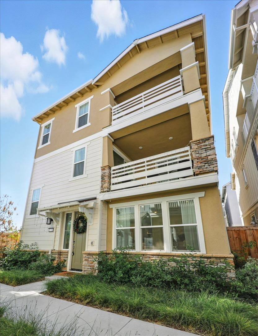 Newark, California, 94560, United States, 4 Bedrooms Bedrooms, ,4 BathroomsBathrooms,Residential,For Sale,1926207
