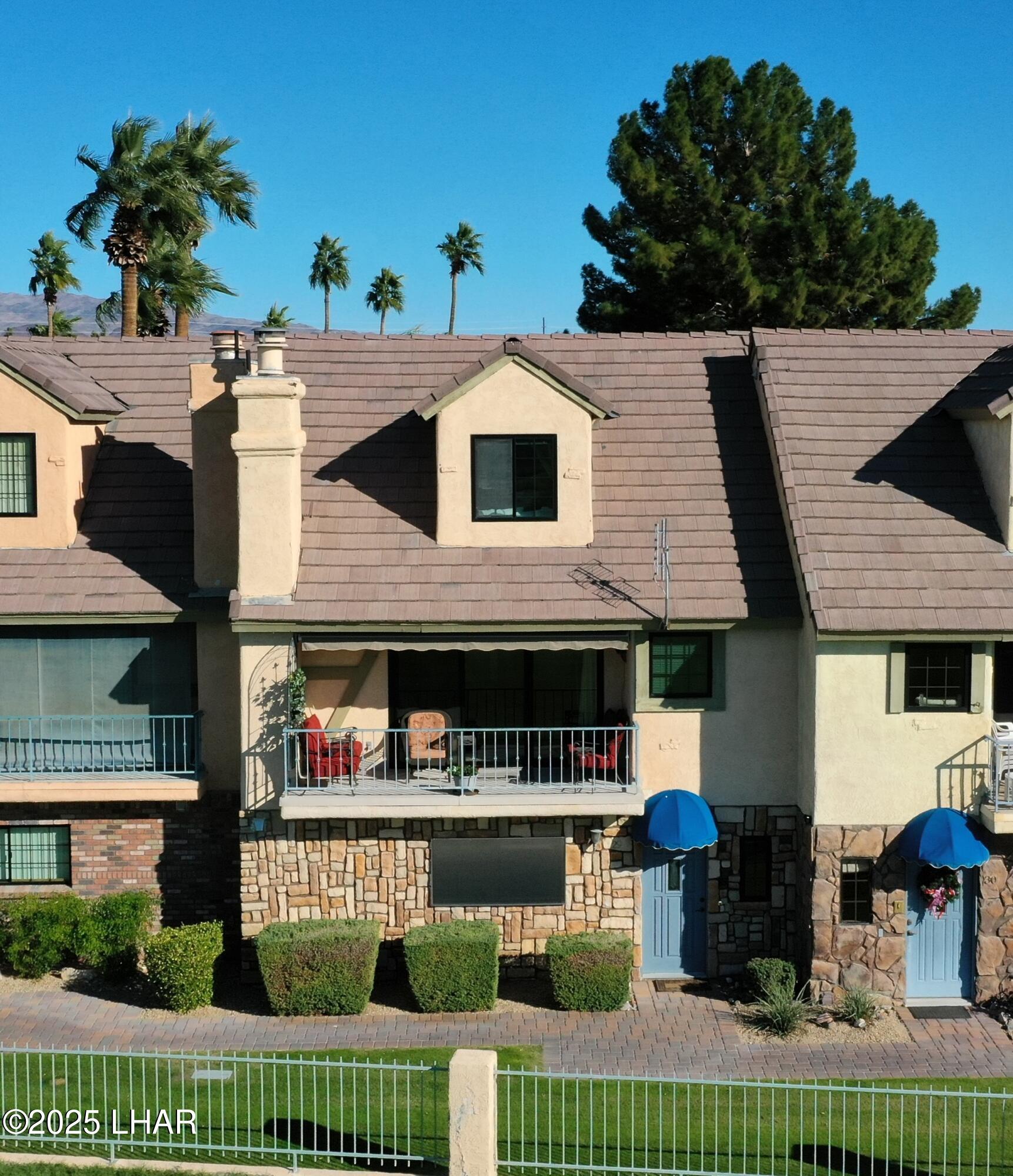 Lake Havasu City, Arizona, 86403, United States, 2 Bedrooms Bedrooms, ,3 BathroomsBathrooms,Residential,For Sale,2001999