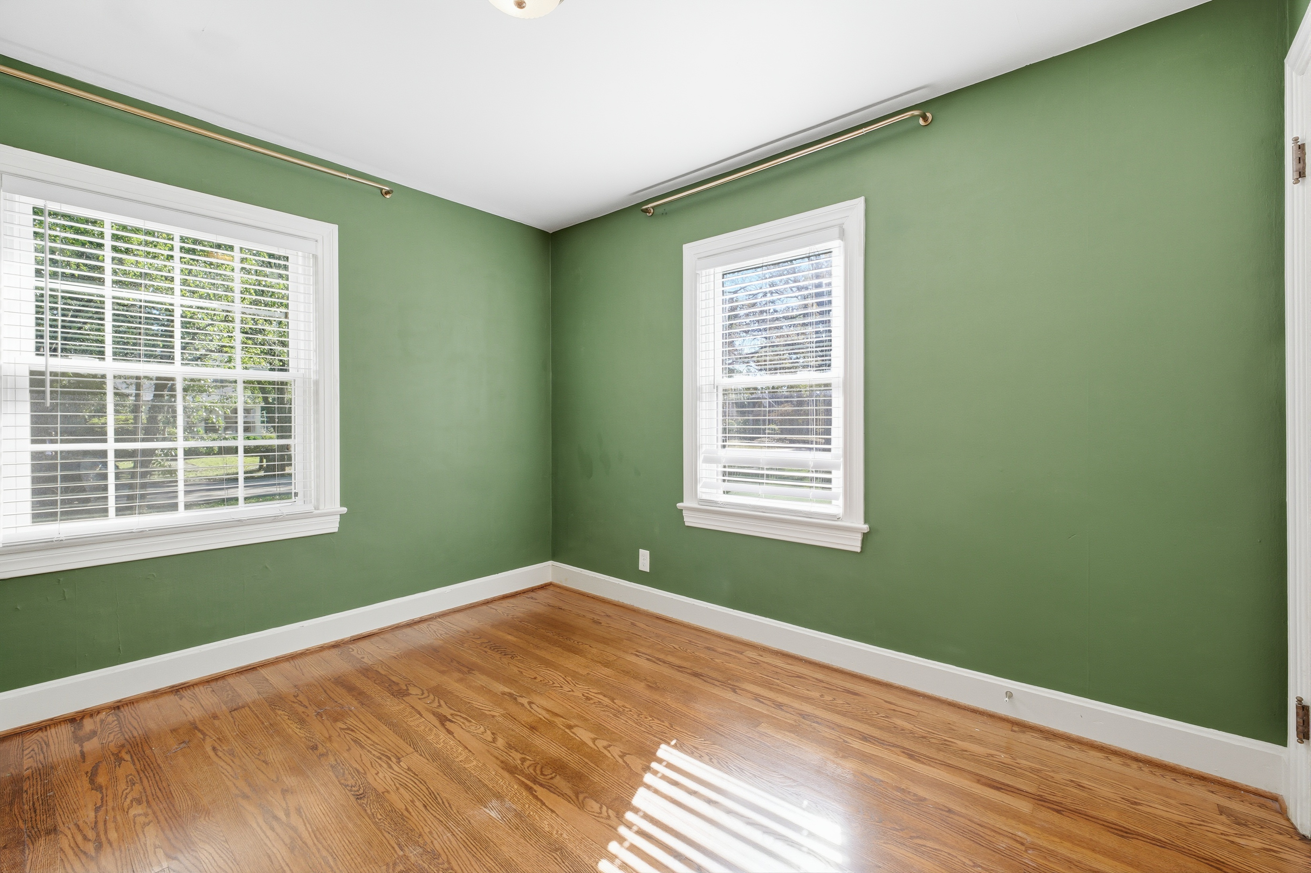  3523 Hycliffe Avenue, Louisville, KY 40207 - 物件實景