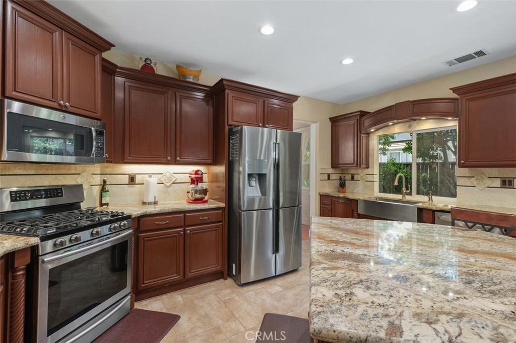 Murrieta, California, 92563, United States, 4 Bedrooms Bedrooms, ,4 BathroomsBathrooms,Residential,For Sale,1829375