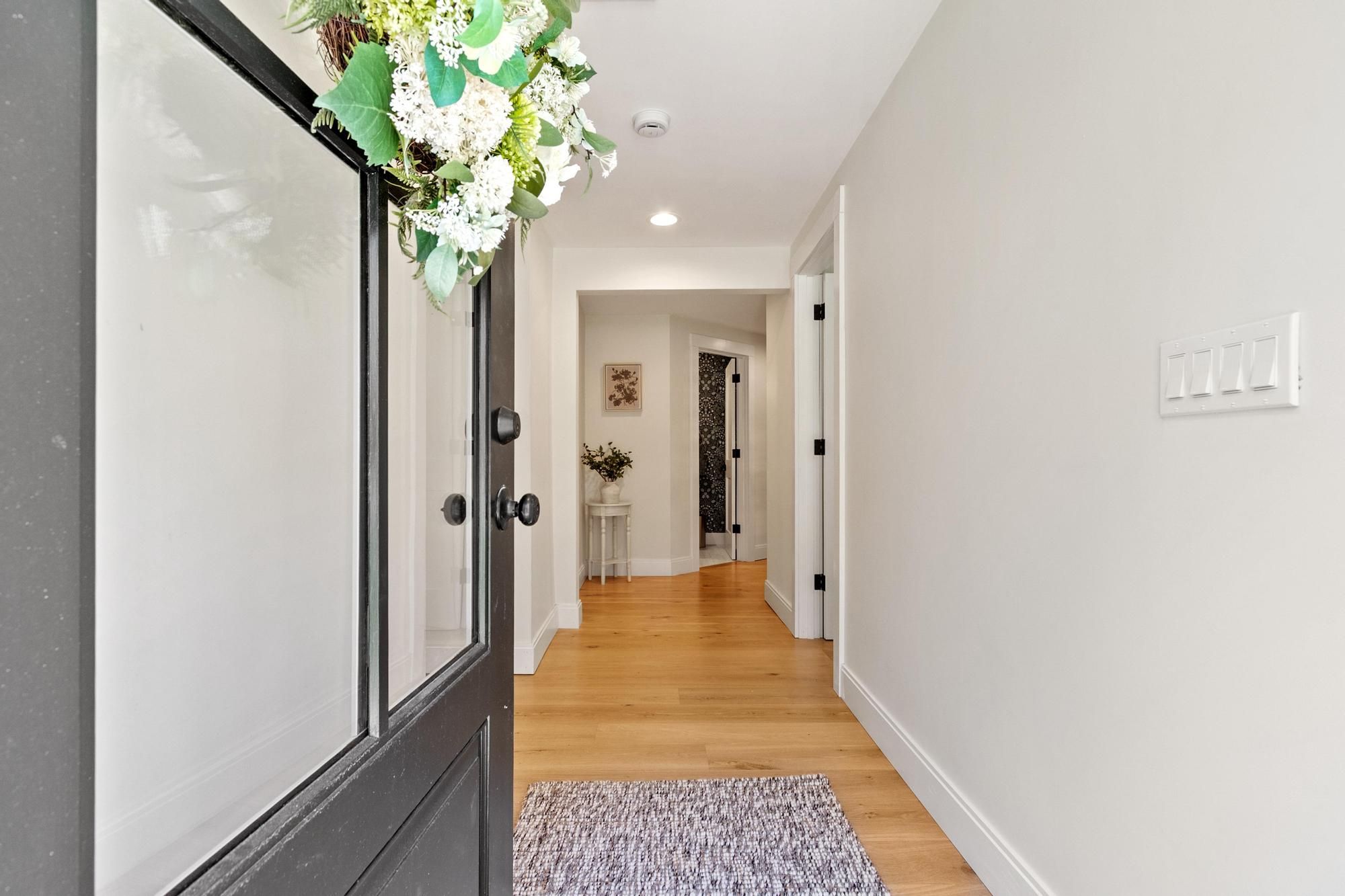  16 Thurlow Street, Georgetown, MA, 01833 - 物件實景