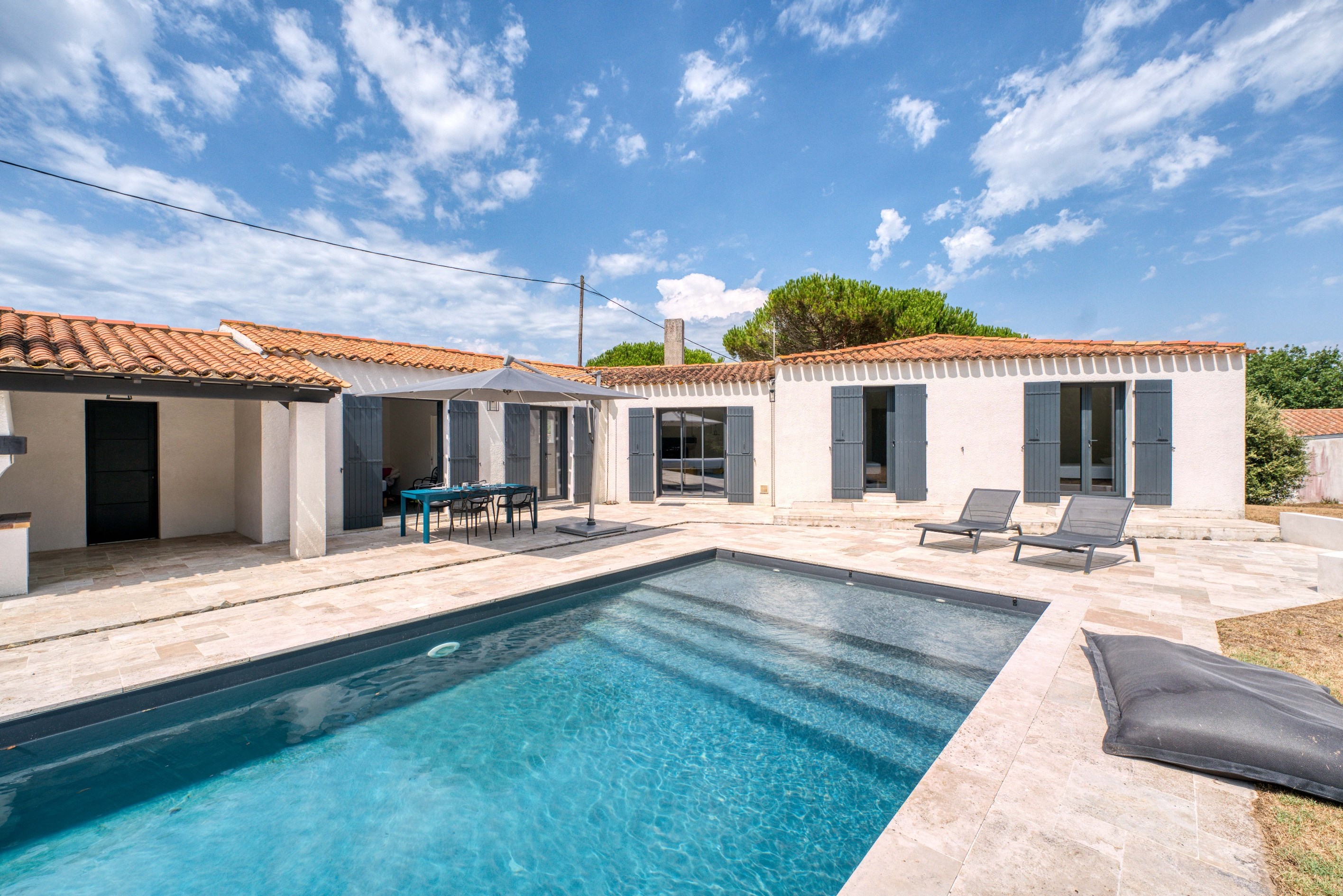  Elegant single-storey Villa Just near the Beach  with a beautiful swimming Pool - 物件實景