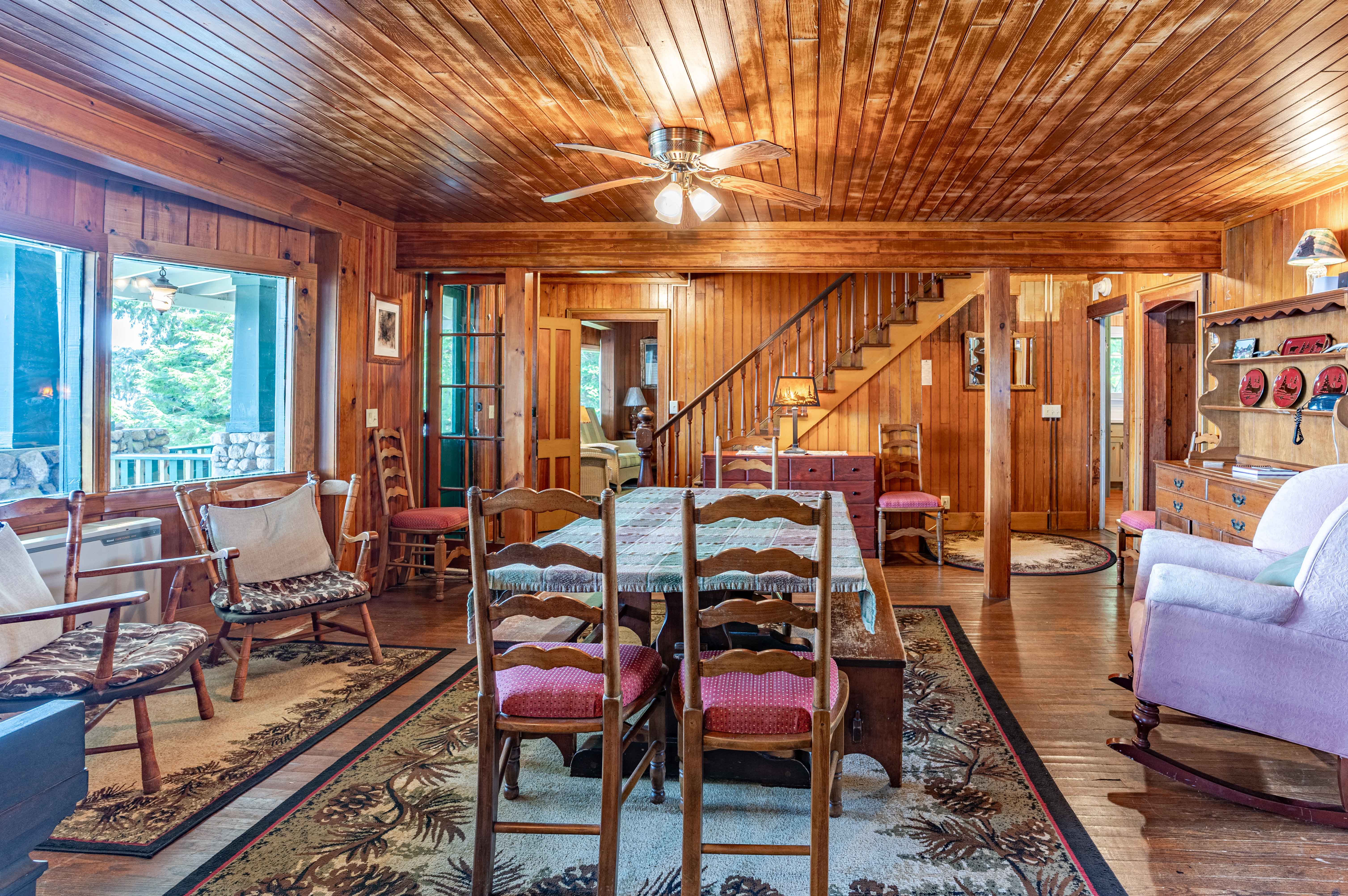  Historic Ramblers Lodge on Fourth Lake - 物件實景