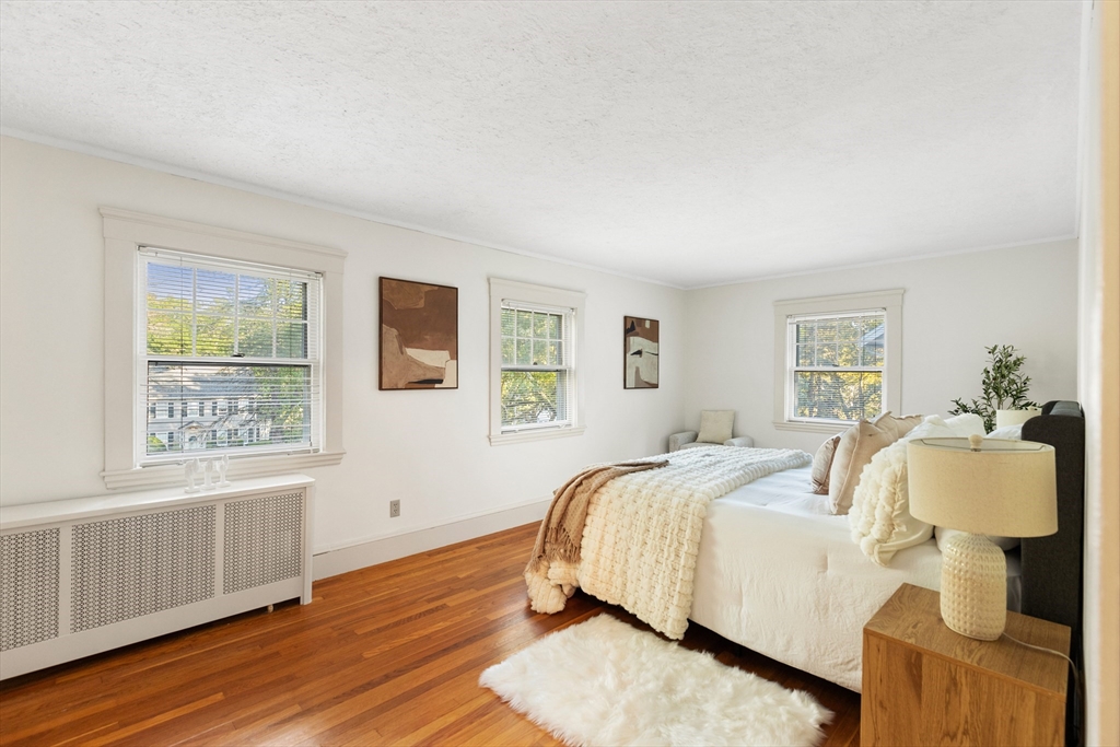 Malden, Massachusetts, 02148, United States, 3 Bedrooms Bedrooms, ,2 BathroomsBathrooms,Residential,For Sale,1942894