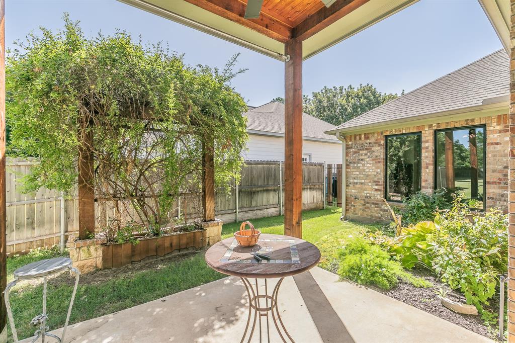 Grapevine, Texas, 76051, United States, 3 Bedrooms Bedrooms, ,4 BathroomsBathrooms,Residential,For Sale,1905682