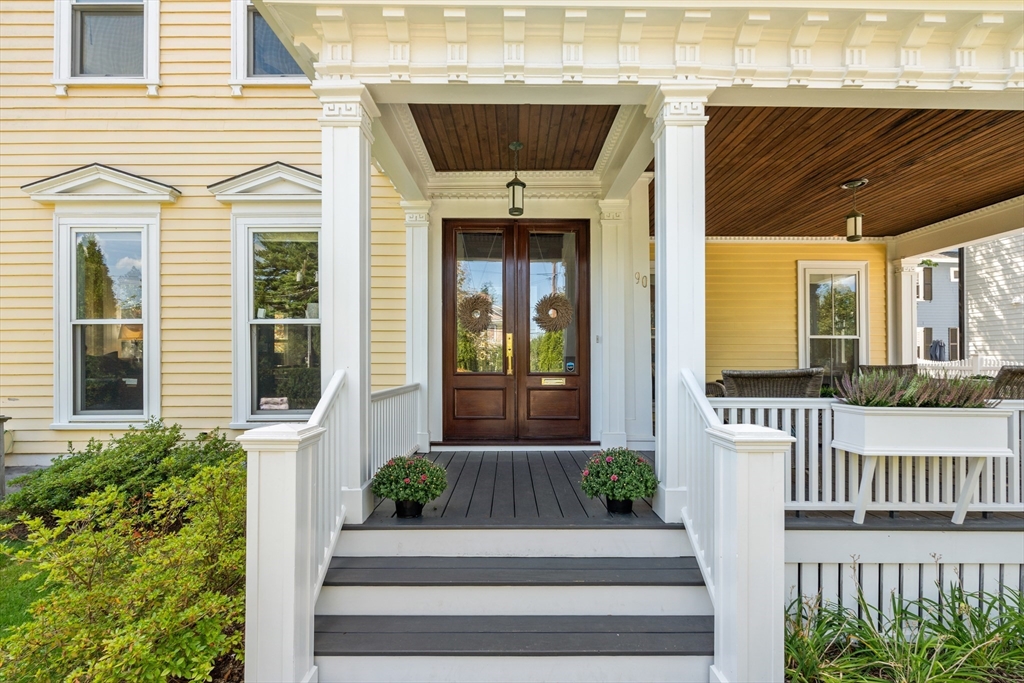 Newton, Massachusetts, 02458, United States, 5 Bedrooms Bedrooms, ,4 BathroomsBathrooms,Residential,For Sale,1941717