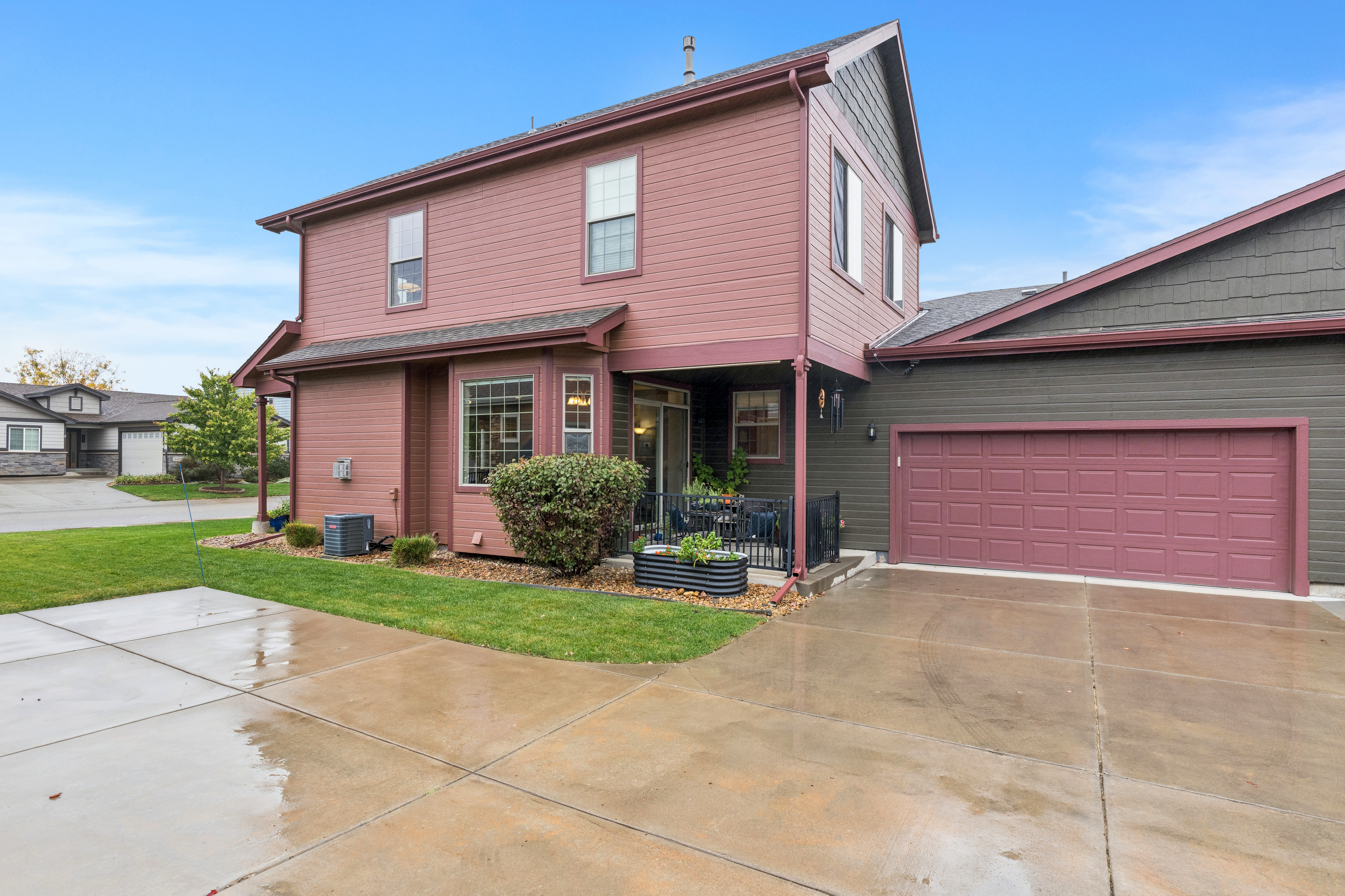  Truly Move-In Ready, Well-Maintained Duplex in the Desirable Town of Loveland - 物件實景