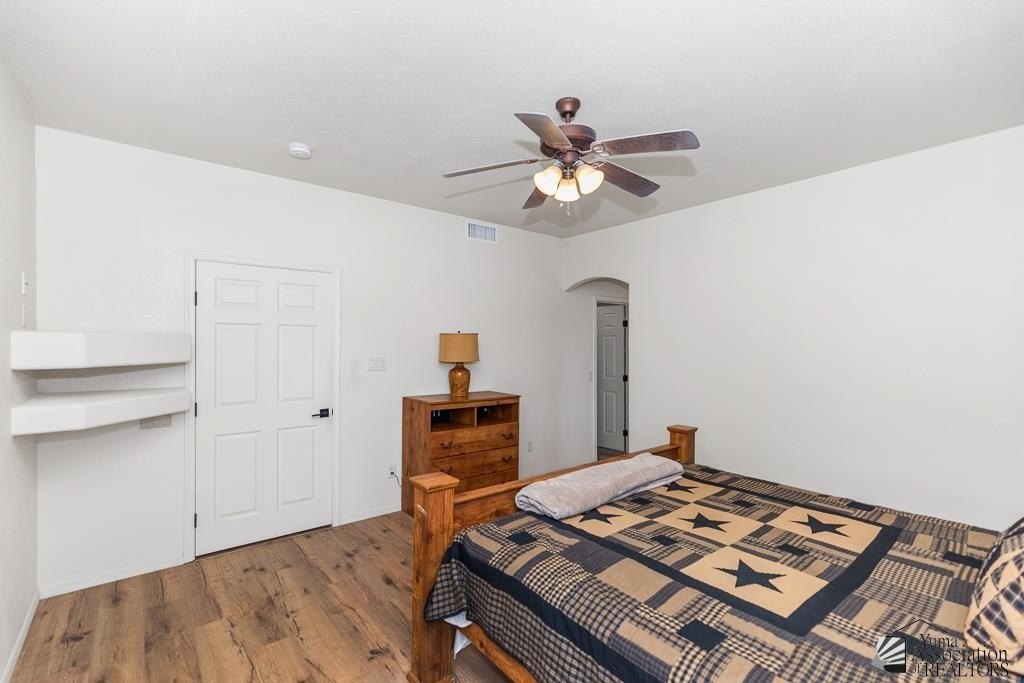 Yuma, Arizona, 85367, United States, 3 Bedrooms Bedrooms, ,2 BathroomsBathrooms,Residential,For Sale,1976192