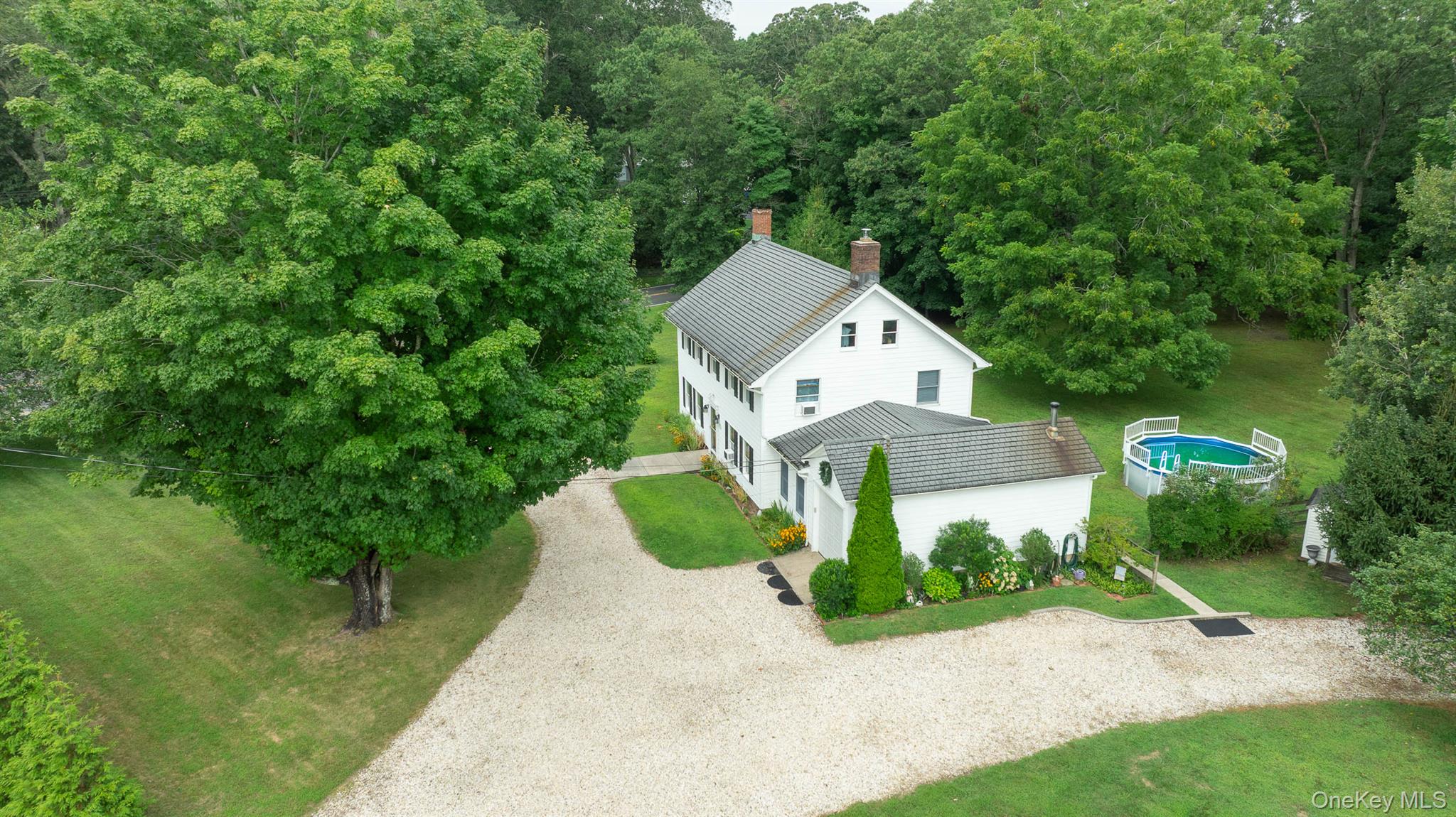 Manorville, New York, 11949, United States, 4 Bedrooms Bedrooms, ,2 BathroomsBathrooms,Residential,For Sale,1917125