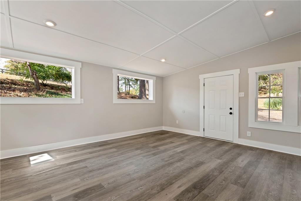 Dawsonville, Georgia, 30534, United States, 2 Bedrooms Bedrooms, ,2 BathroomsBathrooms,Residential,For Sale,1991026