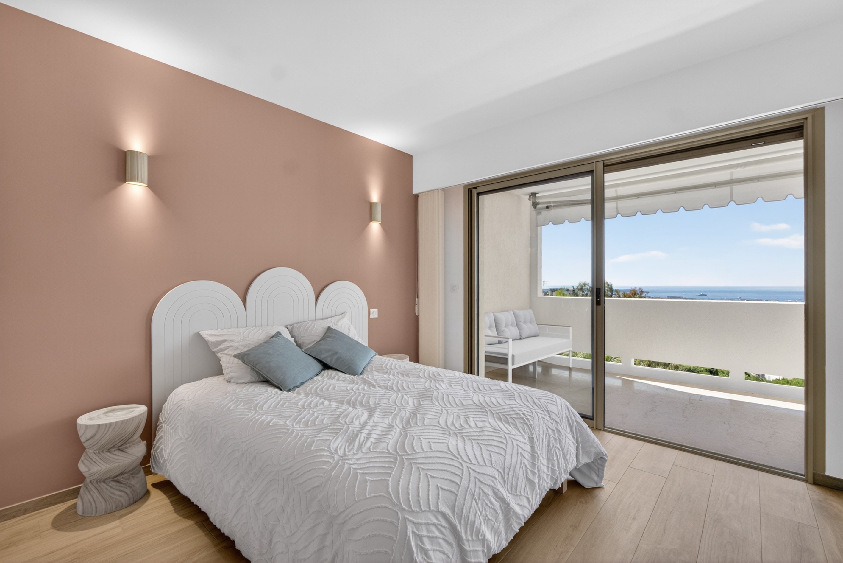  Le Cannet top floor apartment with panoramic sea views terrace and double garage - 物件實景