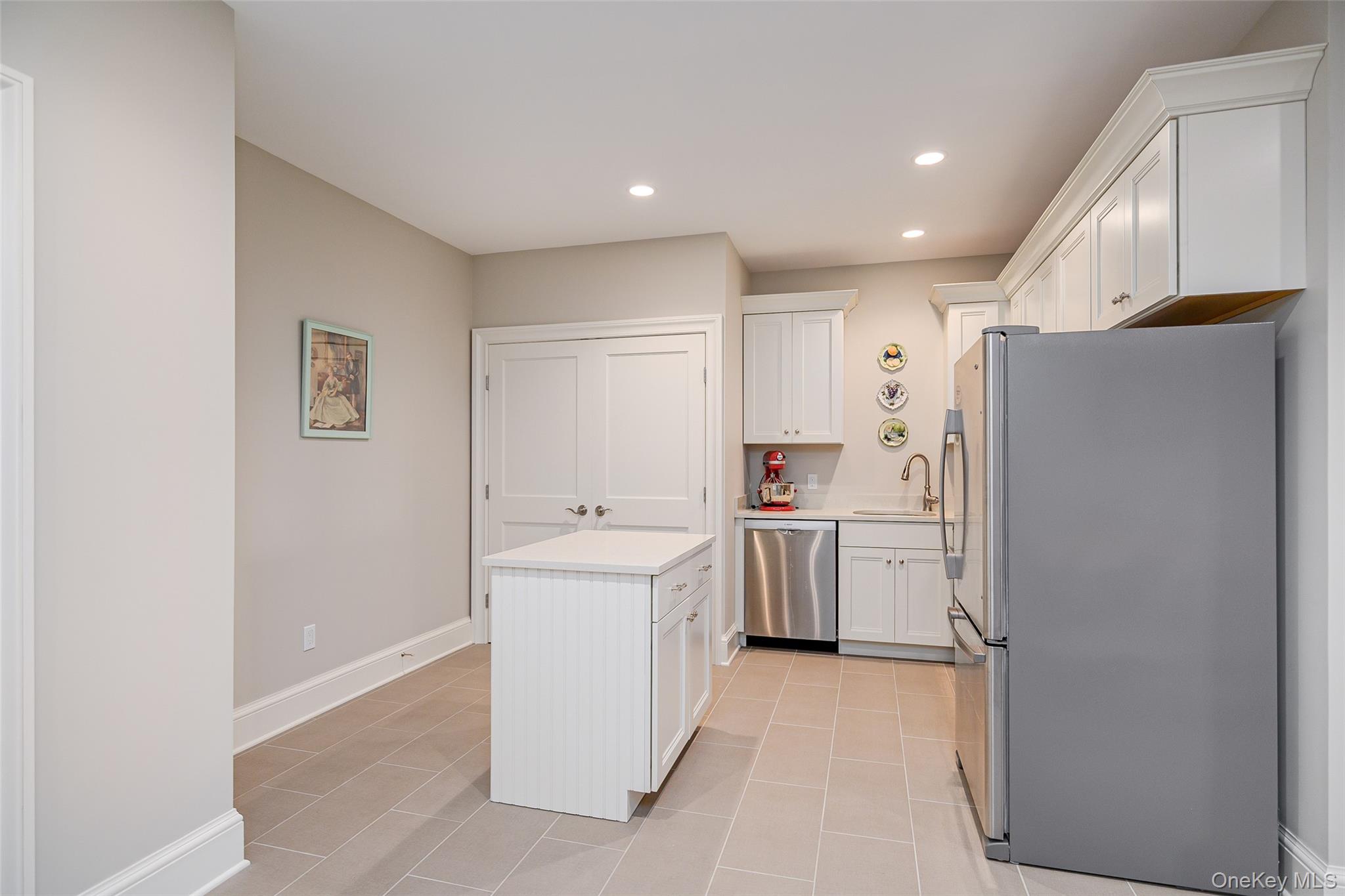 Call Listing Agent, Connecticut, 06812, United States, 5 Bedrooms Bedrooms, ,6 BathroomsBathrooms,Residential,For Sale,1991031