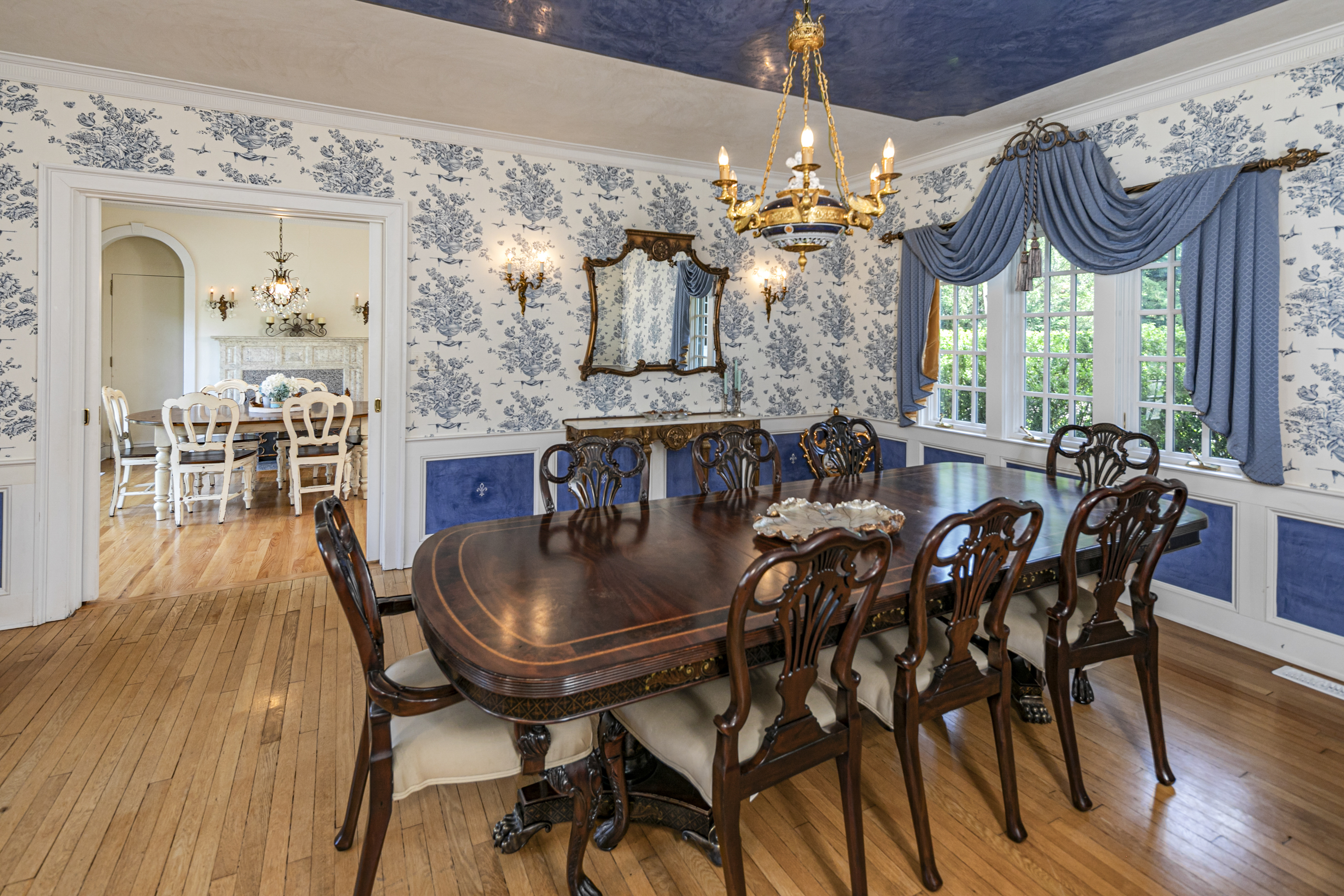  Sprawling Estate with a Rich History and Gorgeous Grounds - 物件實景