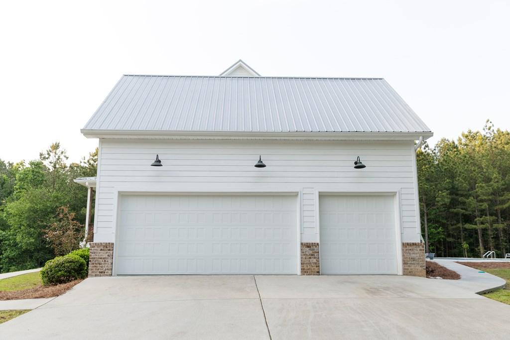 CHATSWORTH, Georgia, 30705, United States, 3 Bedrooms Bedrooms, ,4 BathroomsBathrooms,Residential,For Sale,1885326