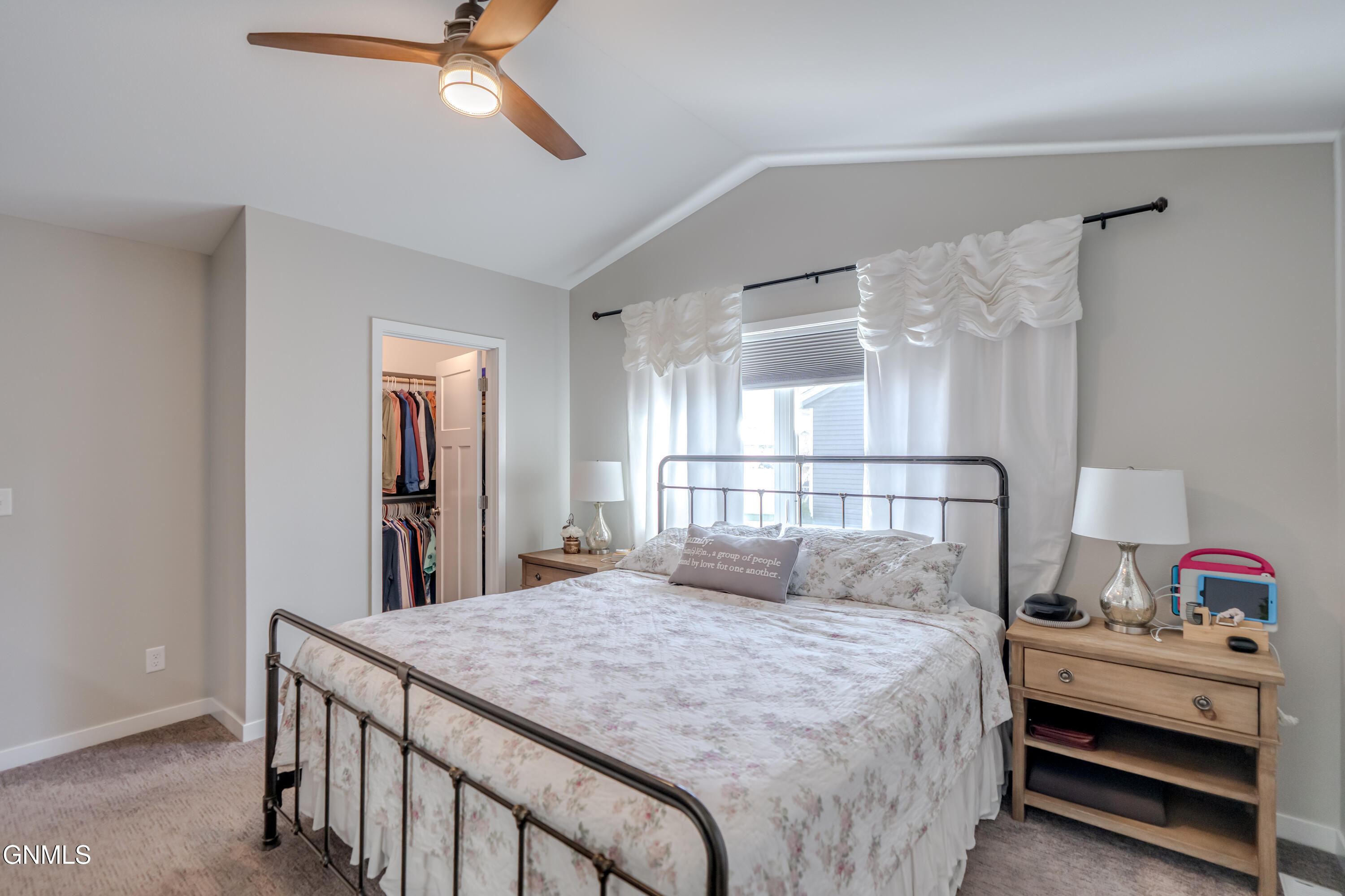 Bismarck, North Dakota, 58504, United States, 5 Bedrooms Bedrooms, ,2 BathroomsBathrooms,Residential,For Sale,1986096