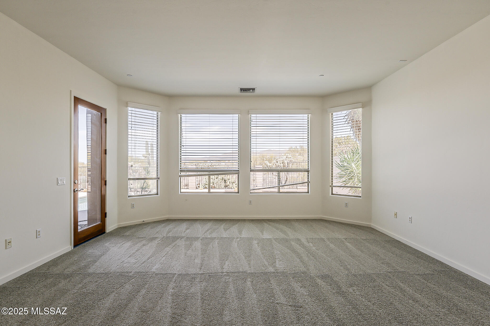 Marana, Arizona, 85658, United States, 4 Bedrooms Bedrooms, ,3 BathroomsBathrooms,Residential,For Sale,1737684