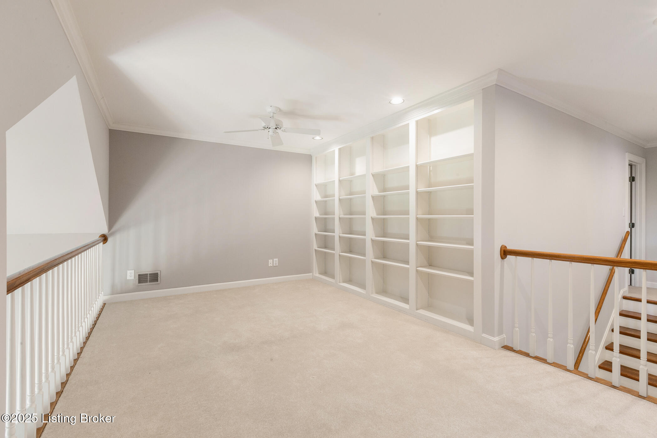 Prospect, Kentucky, 40059, United States, 3 Bedrooms Bedrooms, ,4 BathroomsBathrooms,Residential,For Sale,1754796