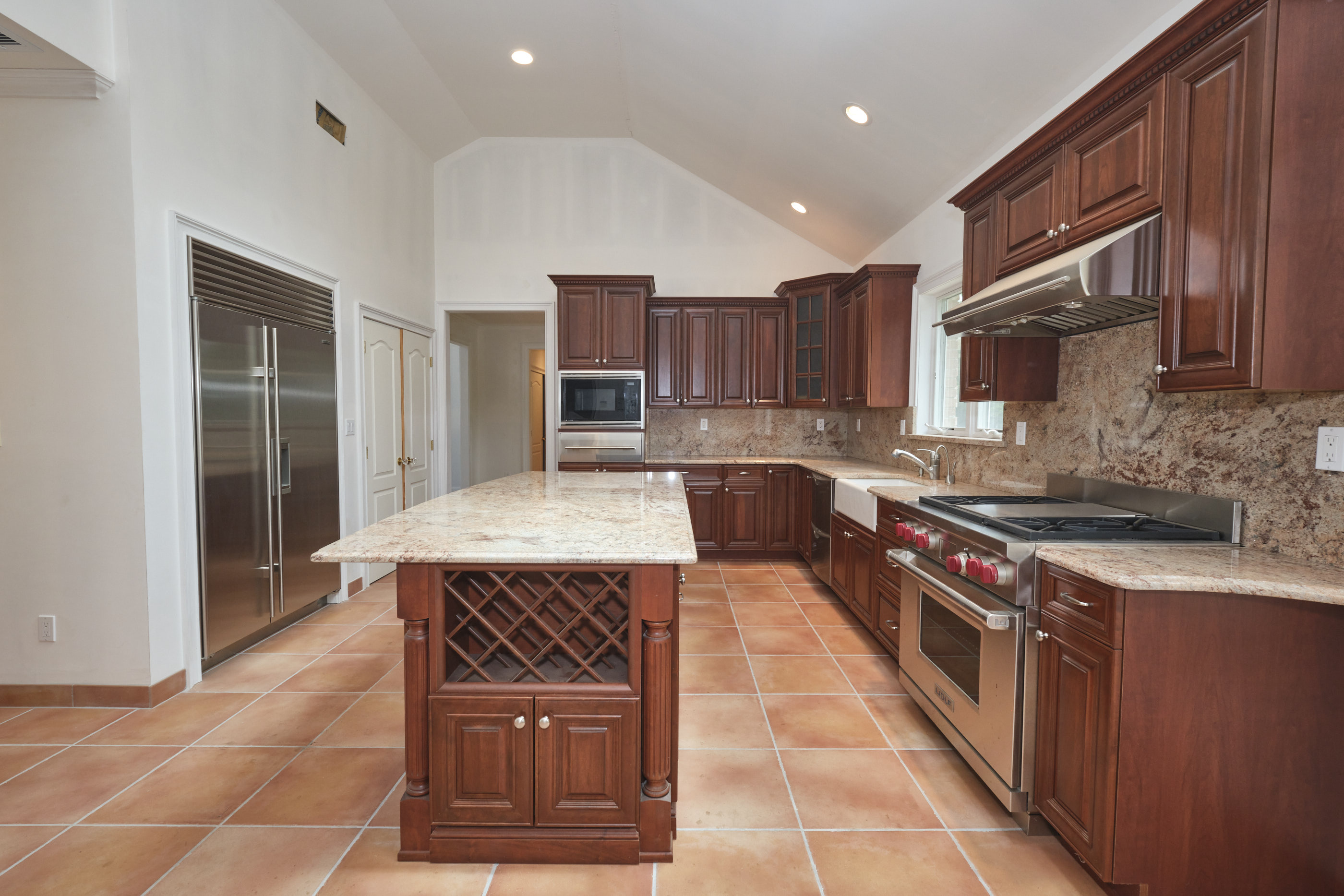 East Marion, New York, 11939, United States, 3 Bedrooms Bedrooms, ,3 BathroomsBathrooms,Residential,For Sale,1895057
