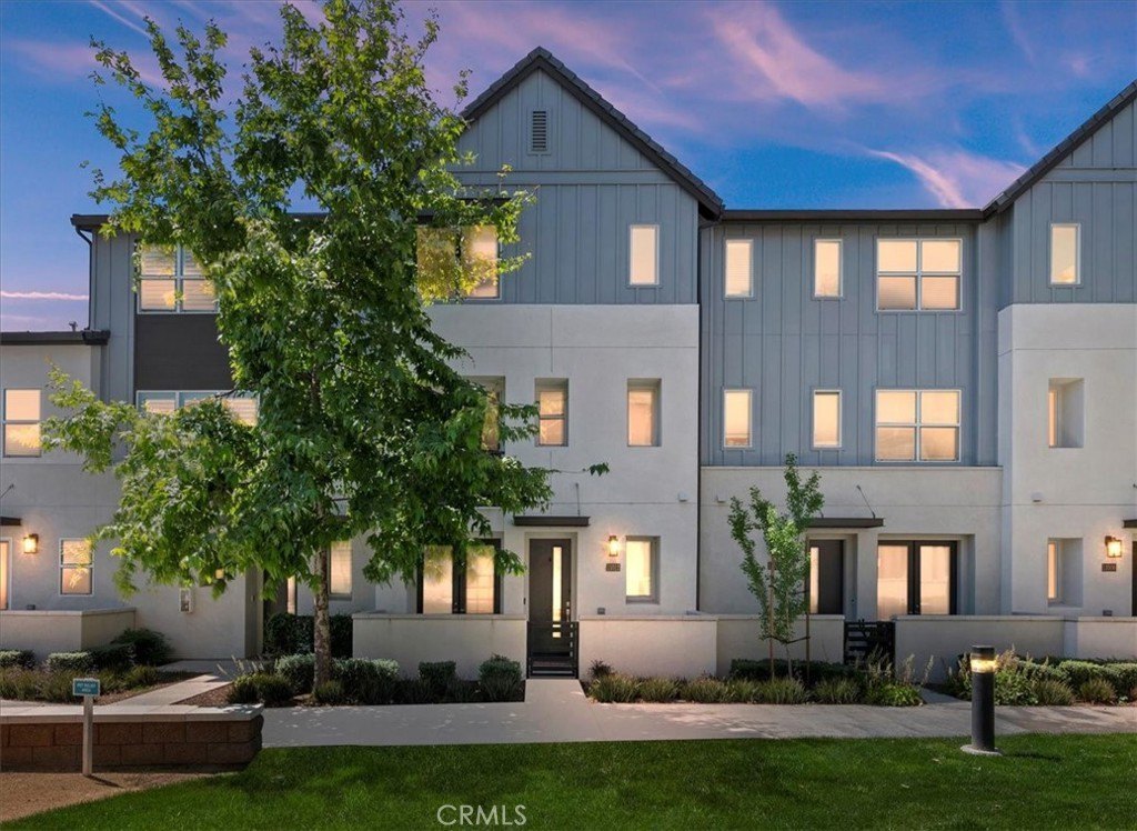 Rancho Cucamonga, California, 91730, United States, 3 Bedrooms Bedrooms, ,4 BathroomsBathrooms,Residential,For Sale,1787192
