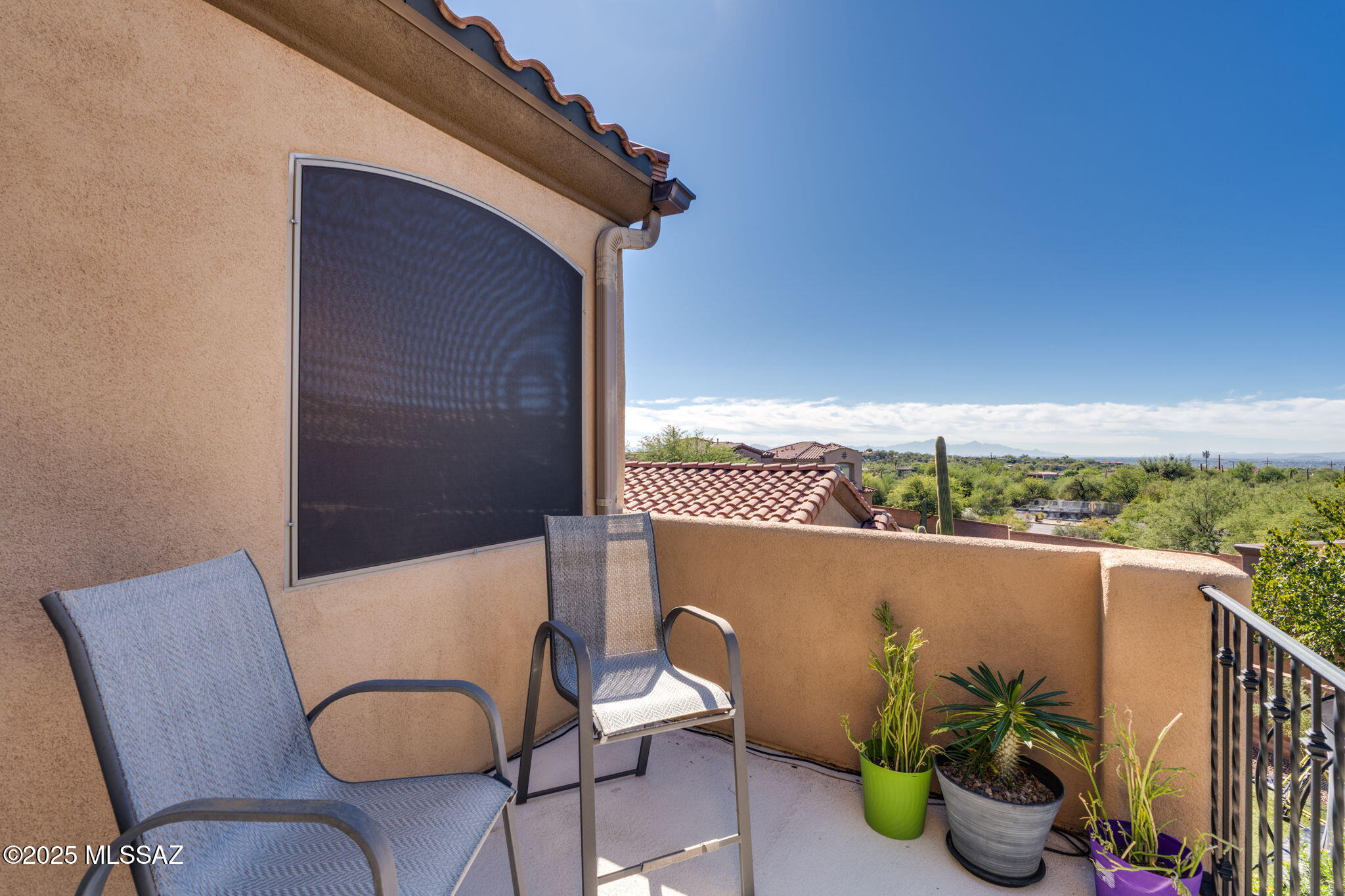 Tucson, Arizona, 85718, United States, 4 Bedrooms Bedrooms, ,4 BathroomsBathrooms,Residential,For Sale,1988951