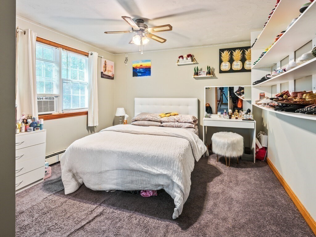 Gardner, Massachusetts, 01440, United States, 5 Bedrooms Bedrooms, ,3 BathroomsBathrooms,Residential,For Sale,1966548