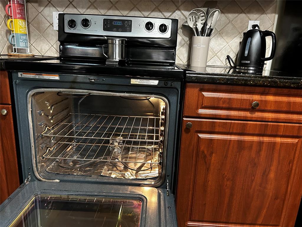 Royal Palm Beach, Florida, 33411, United States, 3 Bedrooms Bedrooms, ,2 BathroomsBathrooms,Residential,For Sale,1743350