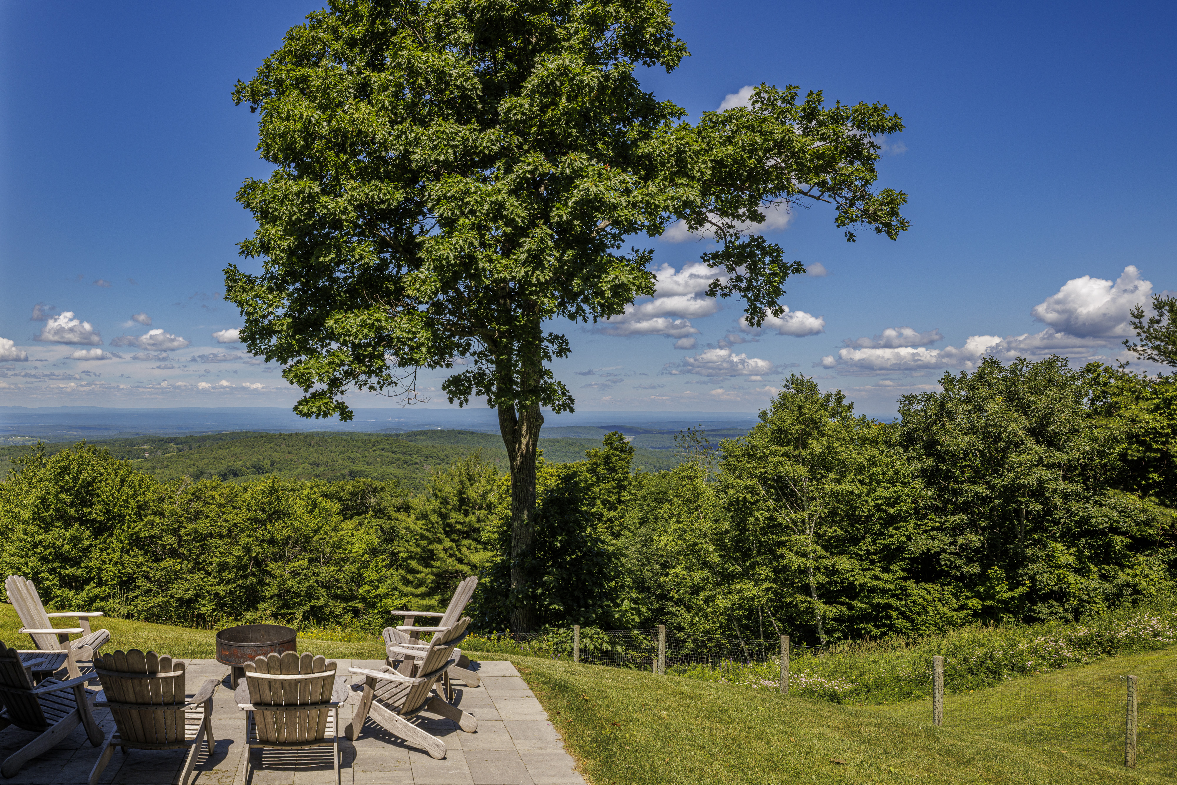  Private Mountaintop Retreat with Sweeping Catskill Views - 物件實景