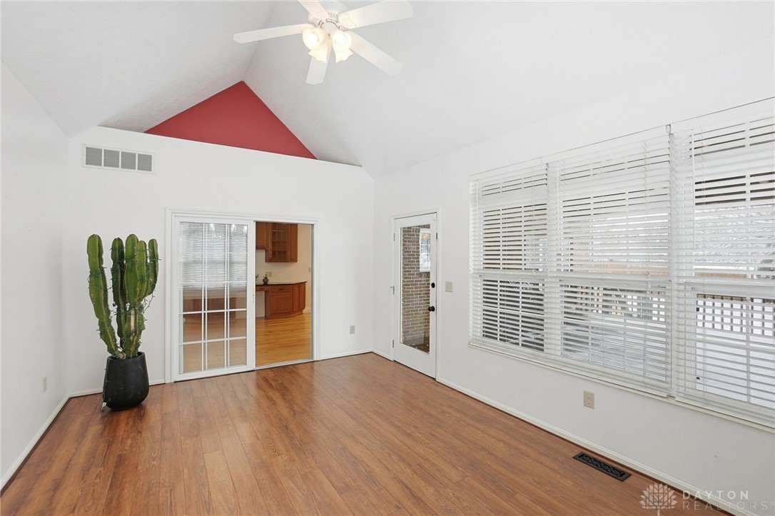 Washington Twp, Ohio, 45458, United States, 4 Bedrooms Bedrooms, ,4 BathroomsBathrooms,Residential,For Sale,2003269