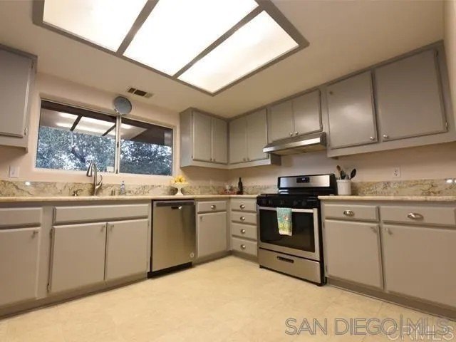Descanso, California, 91916, United States, 3 Bedrooms Bedrooms, ,3 BathroomsBathrooms,Residential,For Sale,1912089