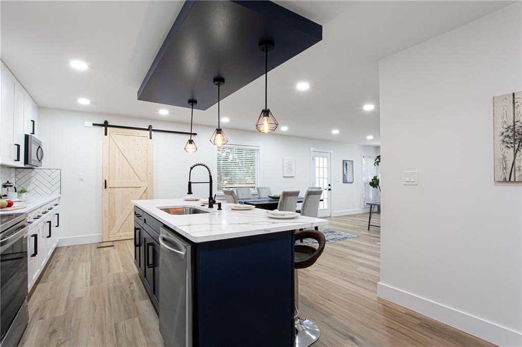 Marietta, Georgia, 30062, United States, 4 Bedrooms Bedrooms, ,3 BathroomsBathrooms,Residential,For Sale,1938582