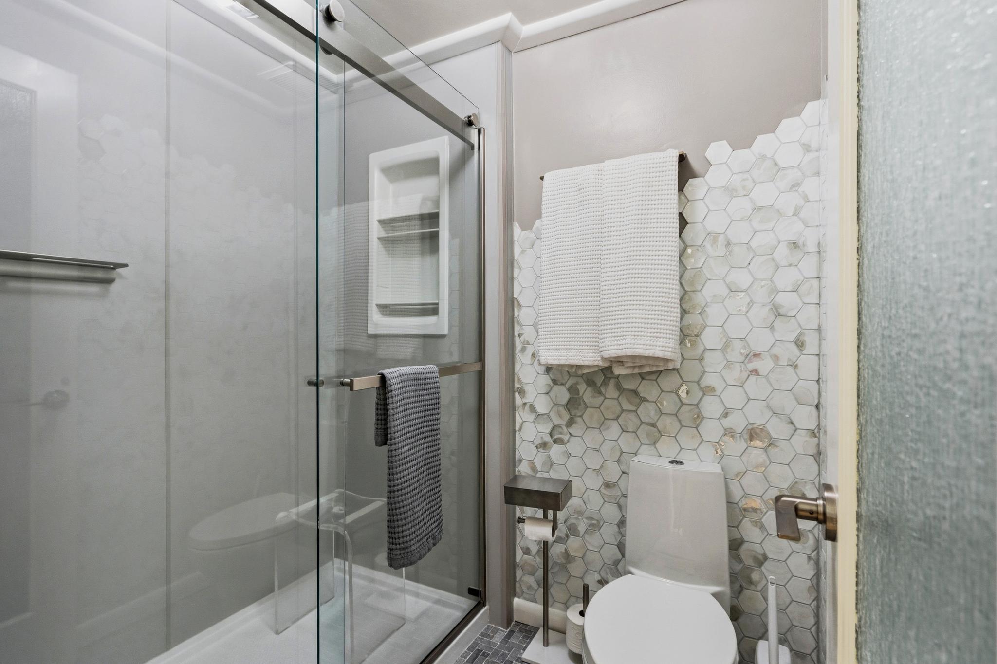  9913 Kingsbridge Drive, Fairfax, VA, 22031 - 物件實景
