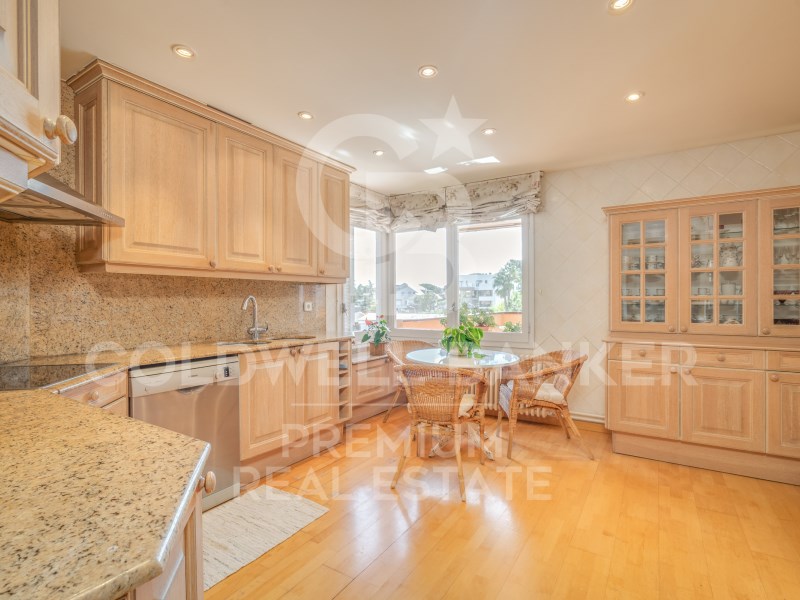 Cerdanyola del Vallès, Catalonia, ES, 4 Bedrooms Bedrooms, ,3 BathroomsBathrooms,Residential,For Sale,1481856