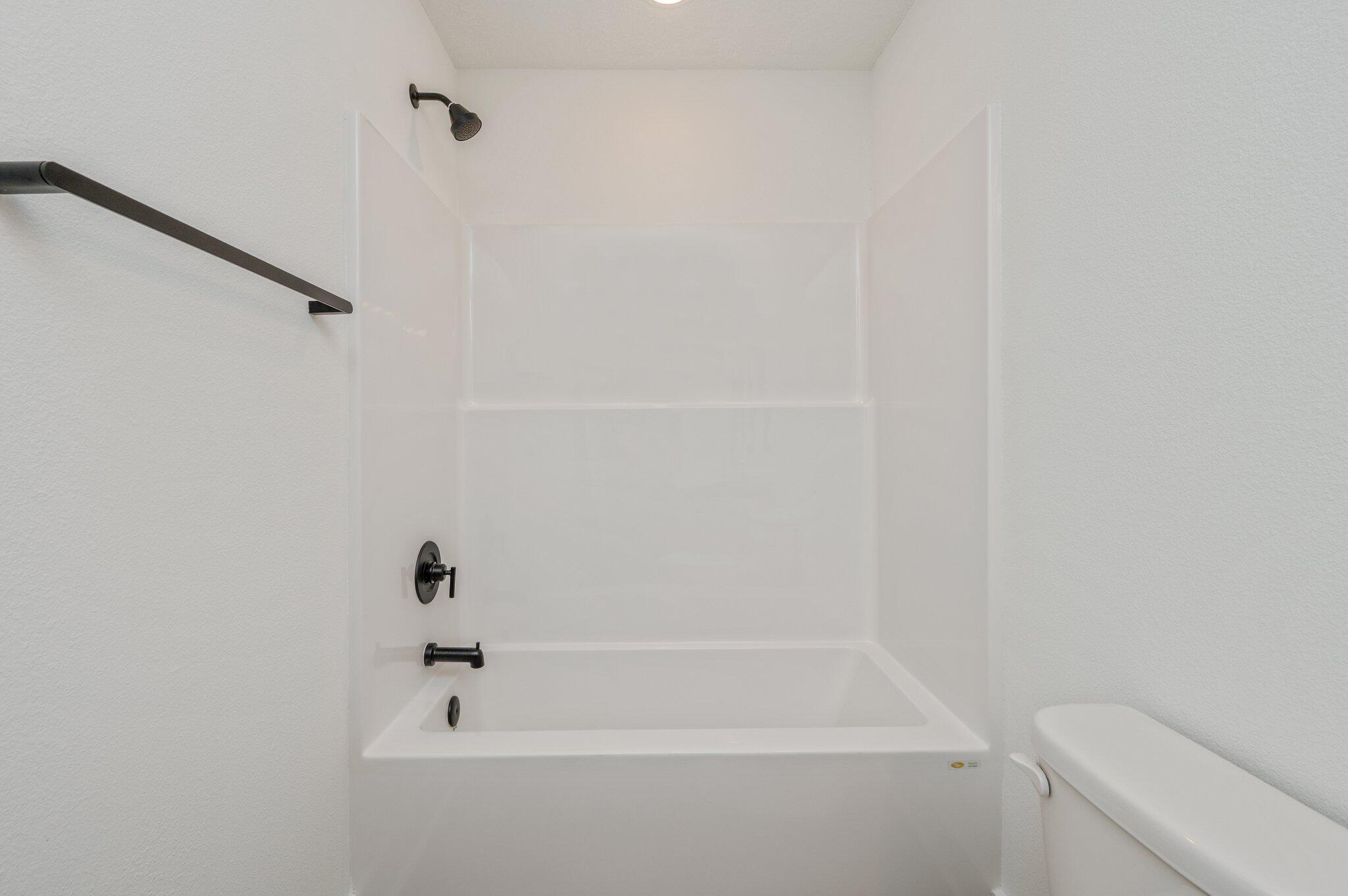 Fort Walton Beach, Florida, 32548, United States, 6 Bedrooms Bedrooms, ,3 BathroomsBathrooms,Residential,For Sale,1890001