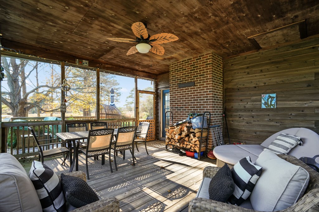 Onancok, Virginia, 23417, United States, 3 Bedrooms Bedrooms, ,3 BathroomsBathrooms,Residential,For Sale,1992886