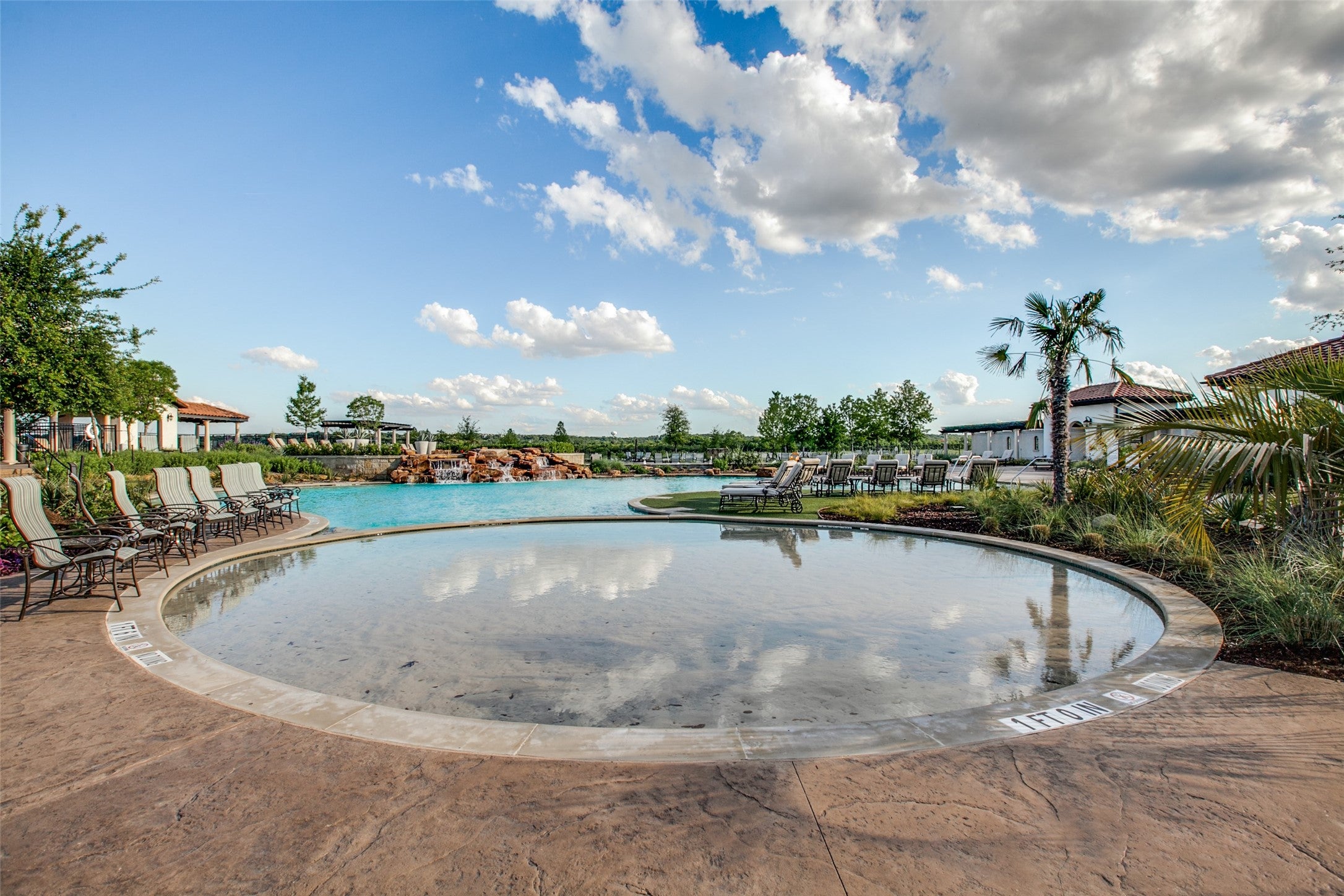 Arlington, Texas, 76005, United States, 3 Bedrooms Bedrooms, ,3 BathroomsBathrooms,Residential,For Sale,1977592