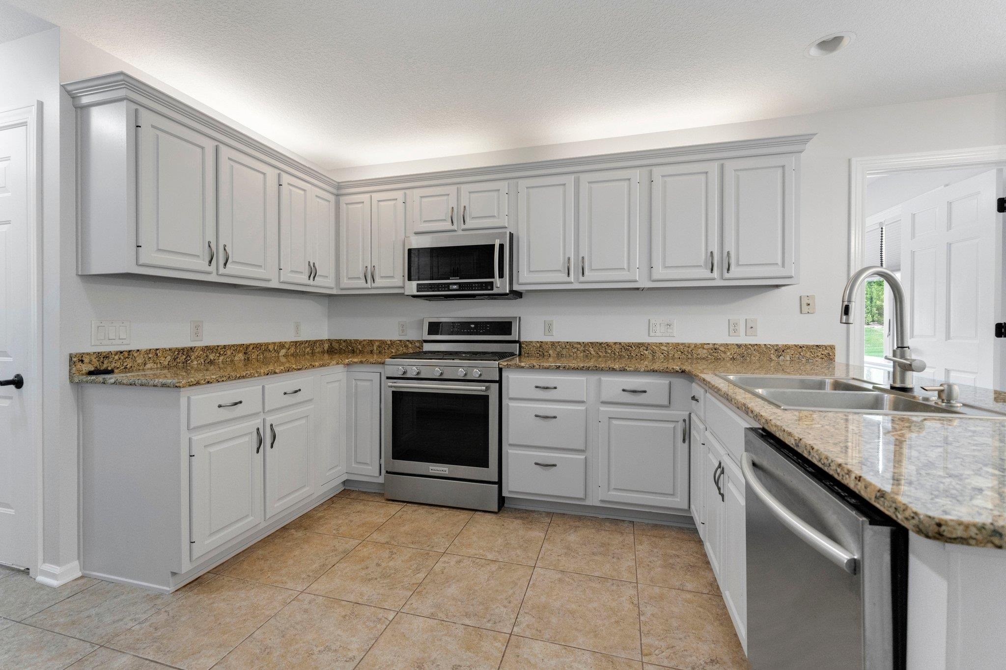 Roanoke, Indiana, 46783, United States, 5 Bedrooms Bedrooms, ,4 BathroomsBathrooms,Residential,For Sale,1913687
