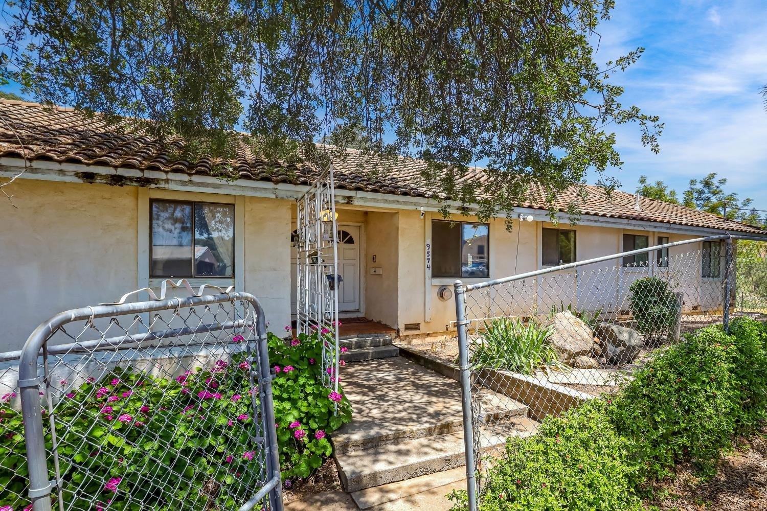 Mokelumne Hill, California, 95245, United States, 4 Bedrooms Bedrooms, ,3 BathroomsBathrooms,Residential,For Sale,1844920