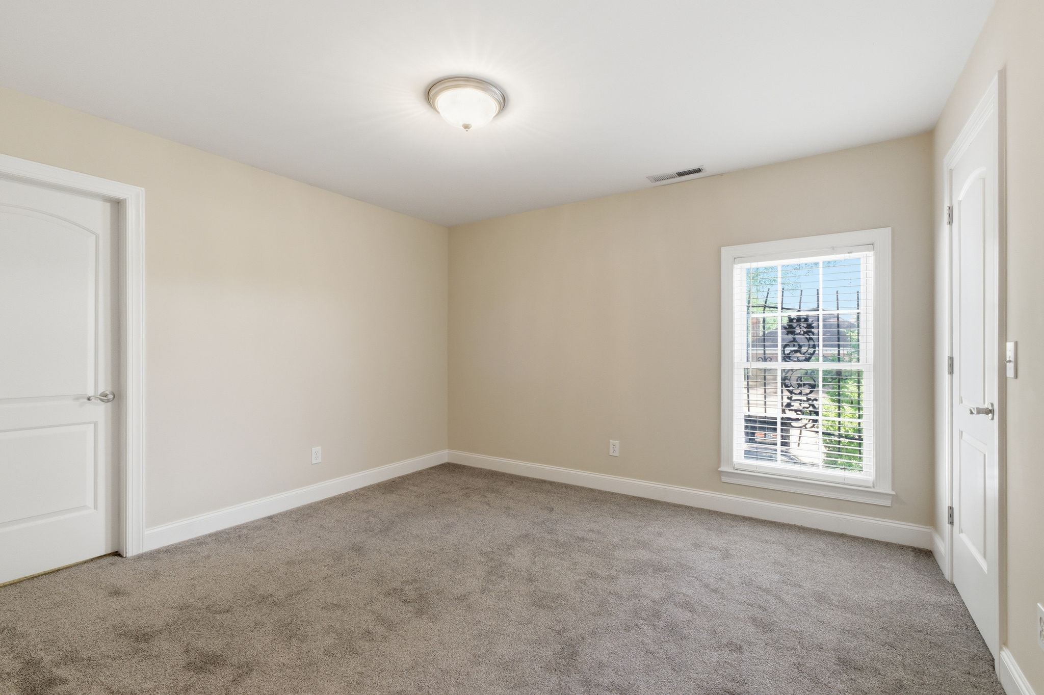  1823 Se Broad St, Murfreesboro, TN, 37130 - 物件實景